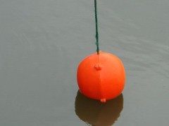 供应烟台水上塑料浮球 PE浮球 网箱浮球 管道塑料浮球