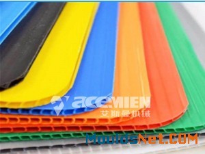 中空板广告板设备 万通板隔板生产线 瓦楞板包装板生产设备